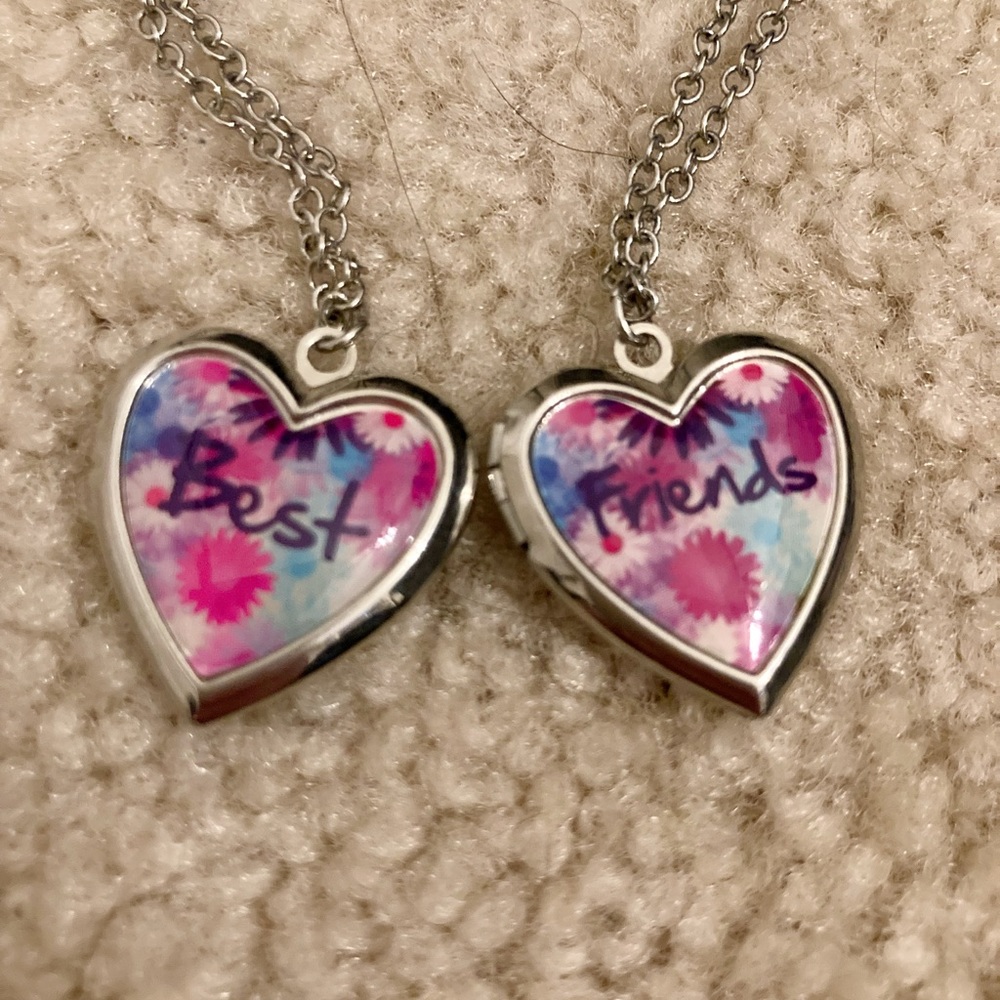 Claire’s Best Friends Friendship Lockets